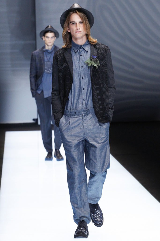 Emporio Armani 2025米兰时装发布会男装秀