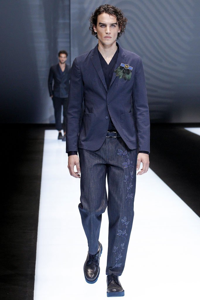 Emporio Armani 2025米兰时装发布会男装秀