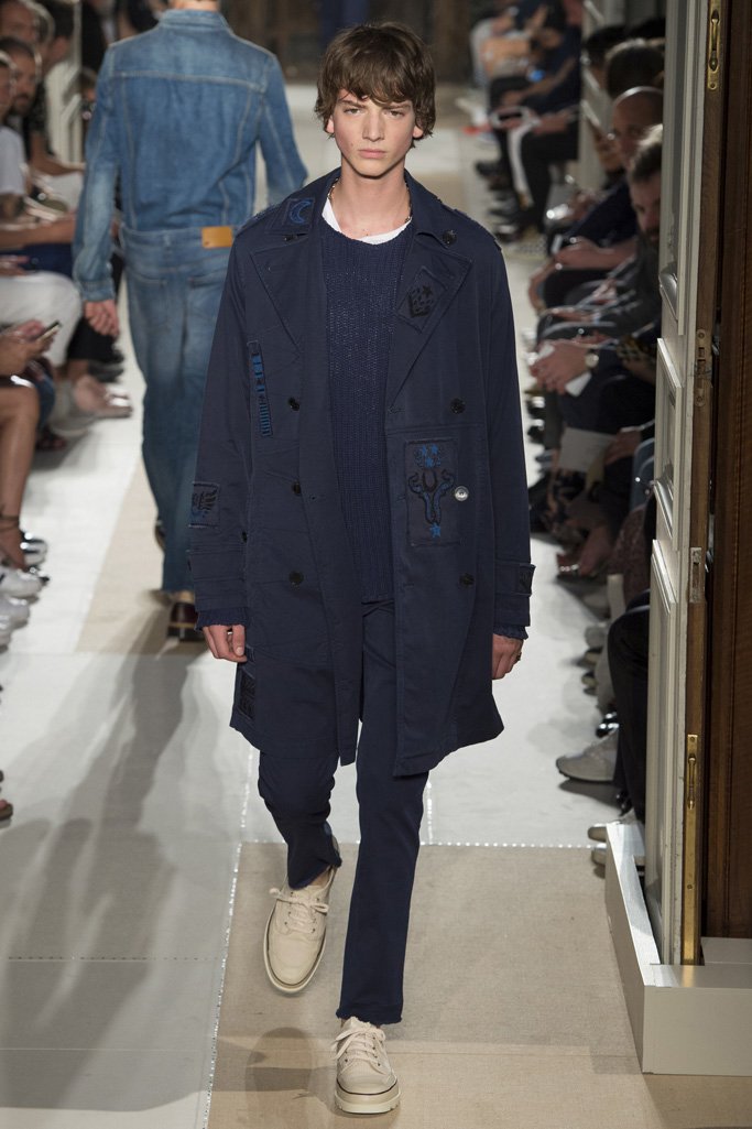 Valentino（华伦天奴）2025巴黎时装发布会男装秀