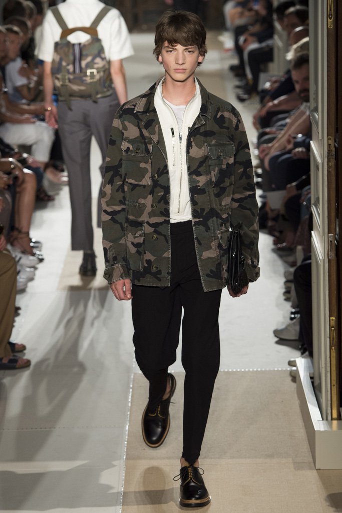 Valentino（华伦天奴）2025巴黎时装发布会男装秀