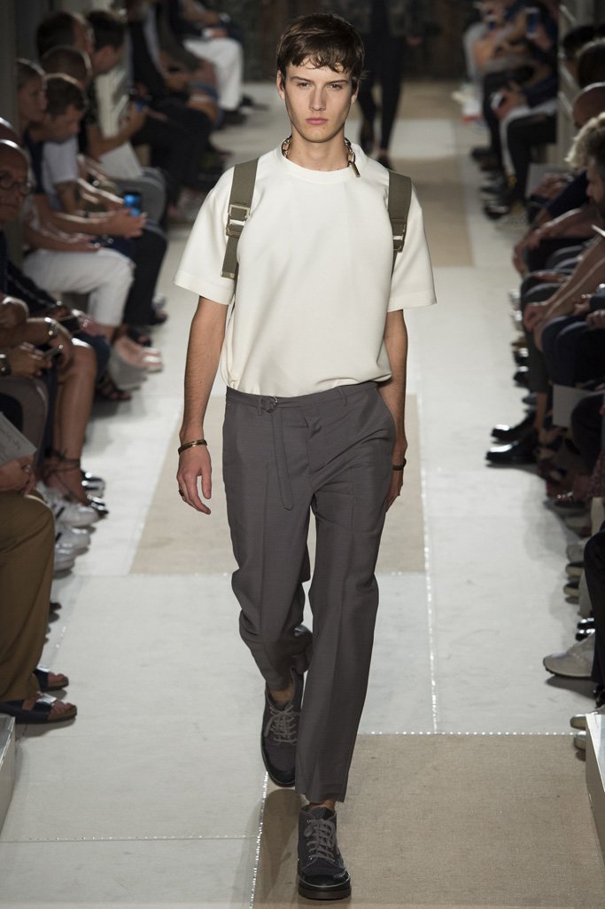 Valentino（华伦天奴）2025巴黎时装发布会男装秀