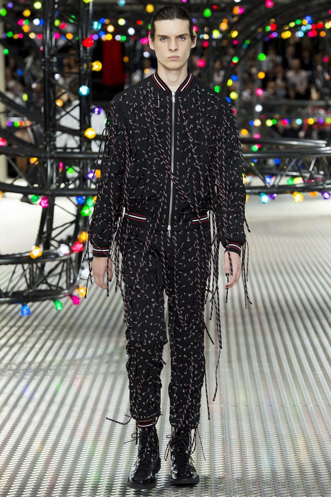 Dior Homme 2025巴黎时装发布会男装秀
