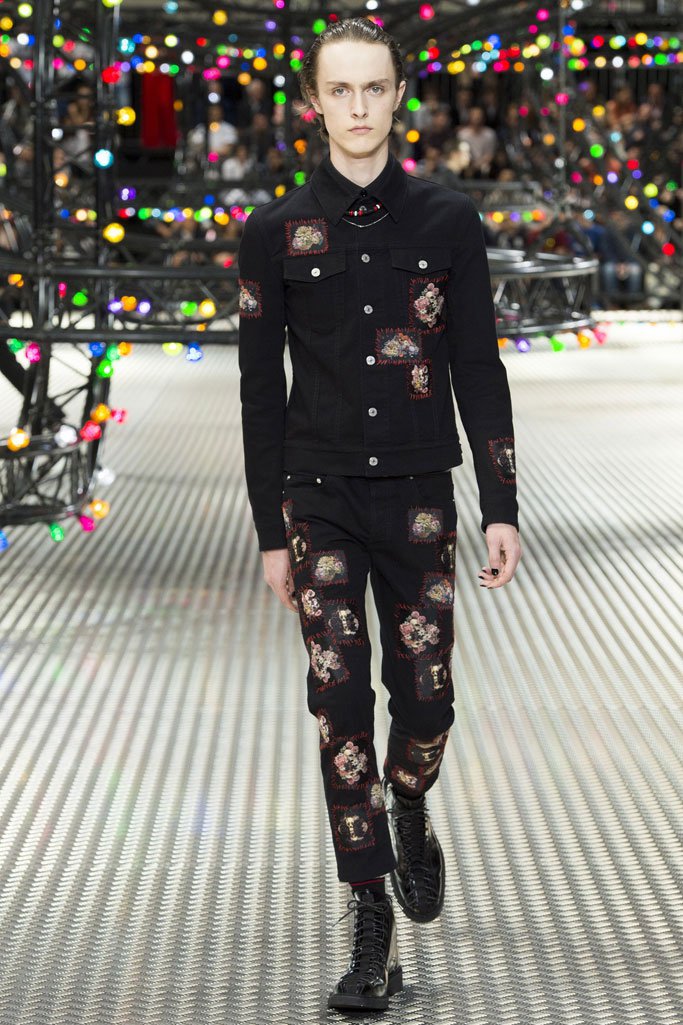 Dior Homme 2025巴黎时装发布会男装秀