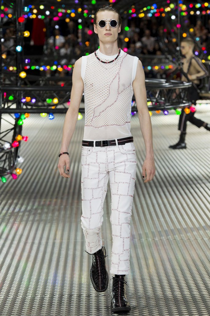 Dior Homme 2025巴黎时装发布会男装秀