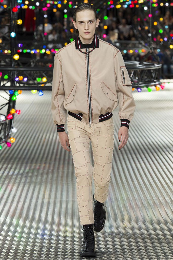 Dior Homme 2025巴黎时装发布会男装秀