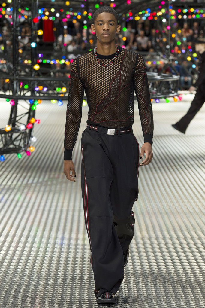 Dior Homme 2025巴黎时装发布会男装秀