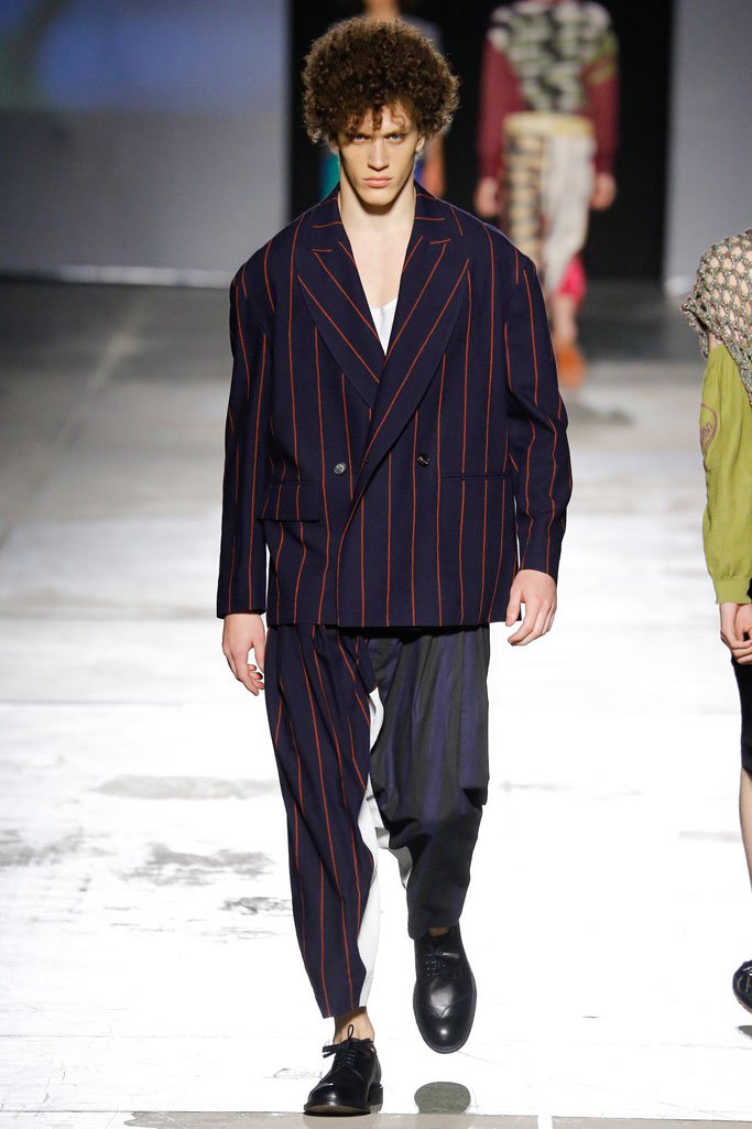 Vivienne Westwood 2025米兰男装发布会男装秀