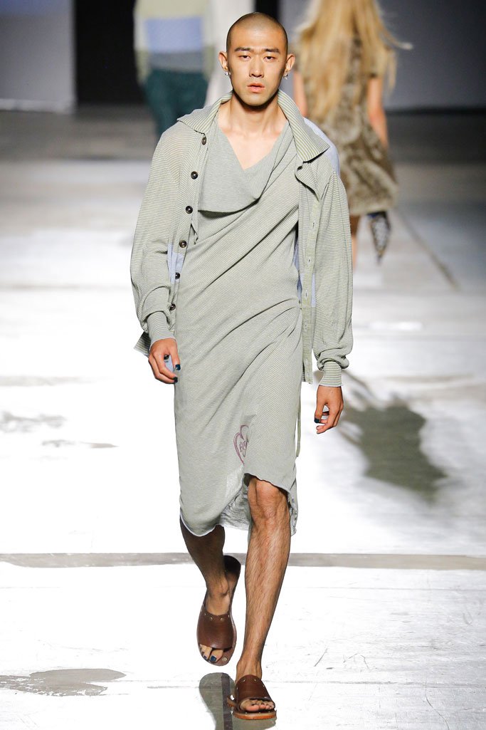 Vivienne Westwood 2025米兰男装发布会男装秀