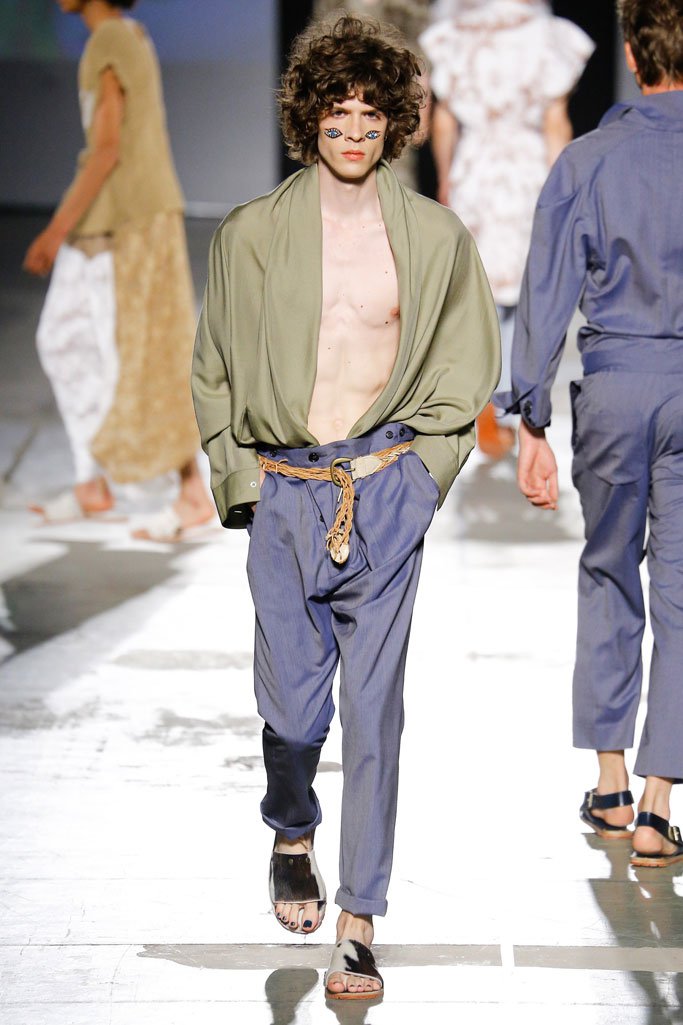 Vivienne Westwood 2025米兰男装发布会男装秀
