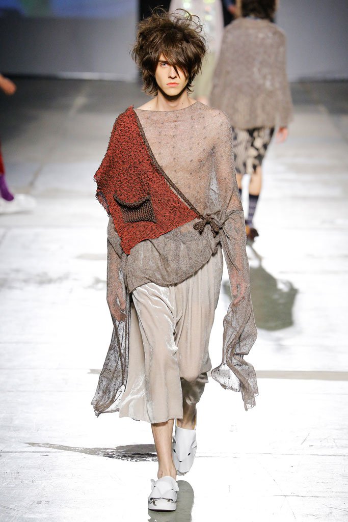 Vivienne Westwood 2025米兰男装发布会男装秀