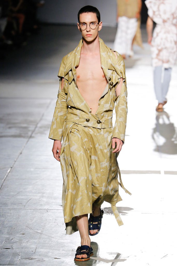 Vivienne Westwood 2025米兰男装发布会男装秀