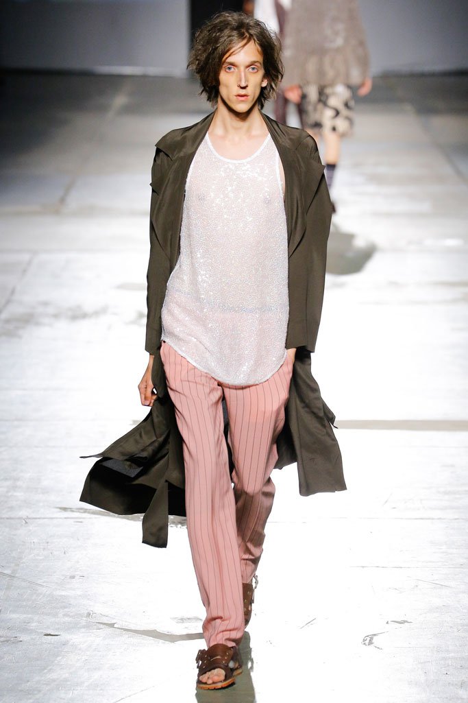 Vivienne Westwood 2025米兰男装发布会男装秀