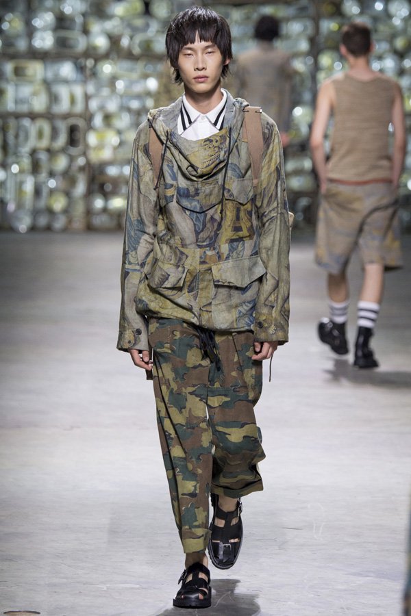 Dries Van Noten（德赖斯·范诺顿）2025巴黎时装男装秀