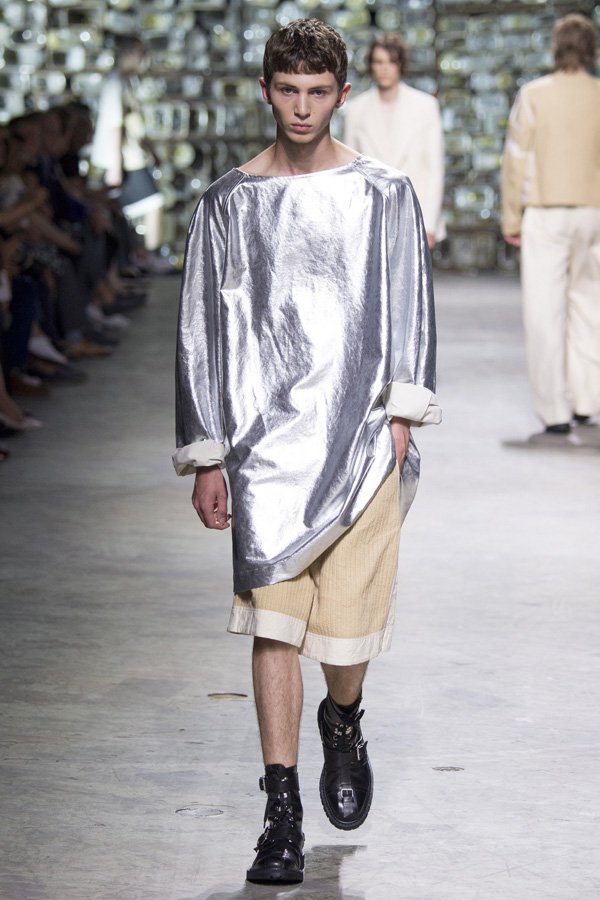Dries Van Noten（德赖斯·范诺顿）2025巴黎时装男装秀