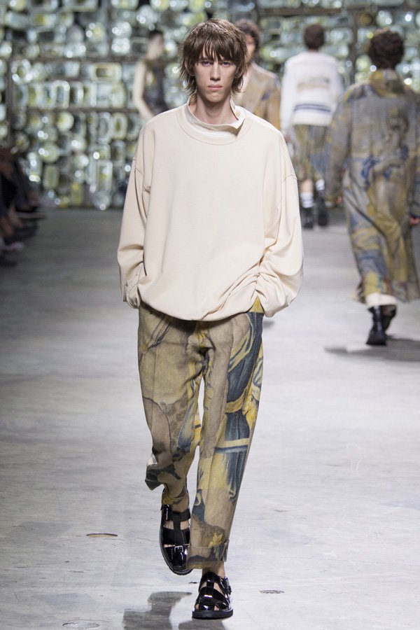 Dries Van Noten（德赖斯·范诺顿）2025巴黎时装男装秀
