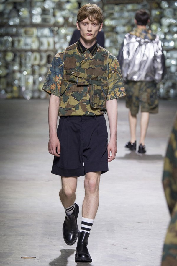 Dries Van Noten（德赖斯·范诺顿）2025巴黎时装男装秀
