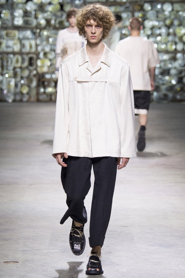 Dries Van Noten（德赖斯·范诺顿）2025巴黎时装男装秀