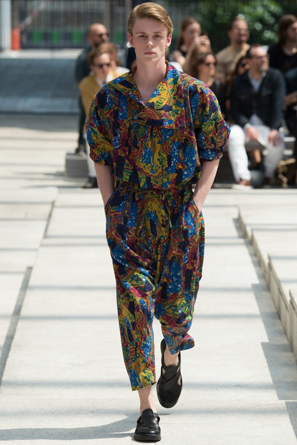 Issey Miyake（三宅一生）2025巴黎男装周男装秀