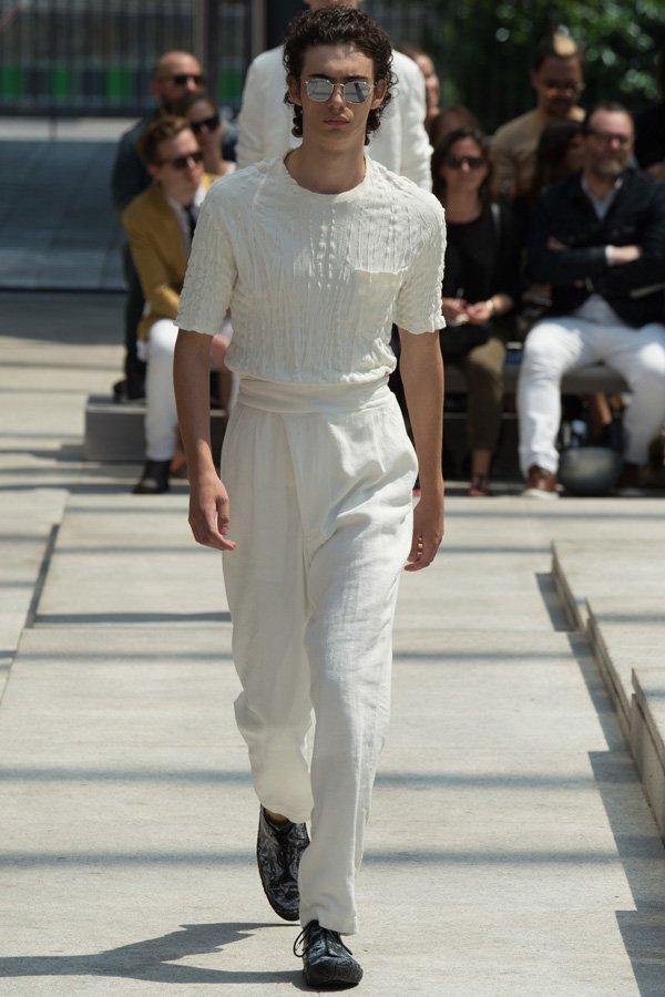 Issey Miyake（三宅一生）2025巴黎男装周男装秀