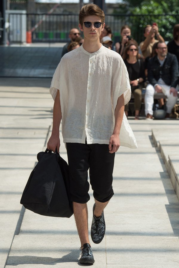 Issey Miyake（三宅一生）2025巴黎男装周男装秀