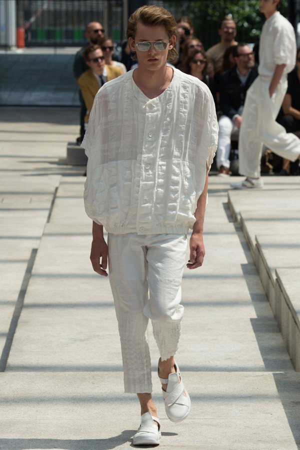 Issey Miyake（三宅一生）2025巴黎男装周男装秀