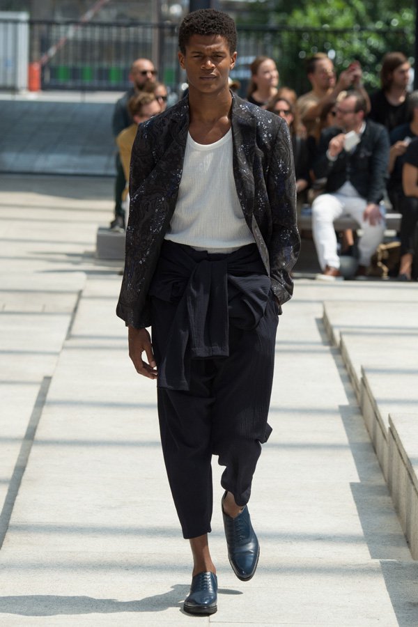 Issey Miyake（三宅一生）2025巴黎男装周男装秀