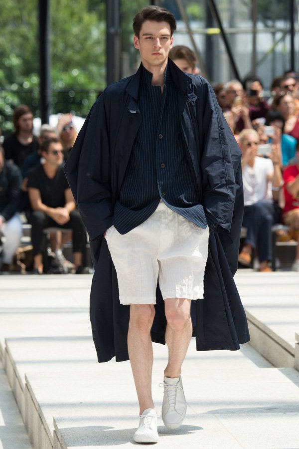 Issey Miyake（三宅一生）2025巴黎男装周男装秀