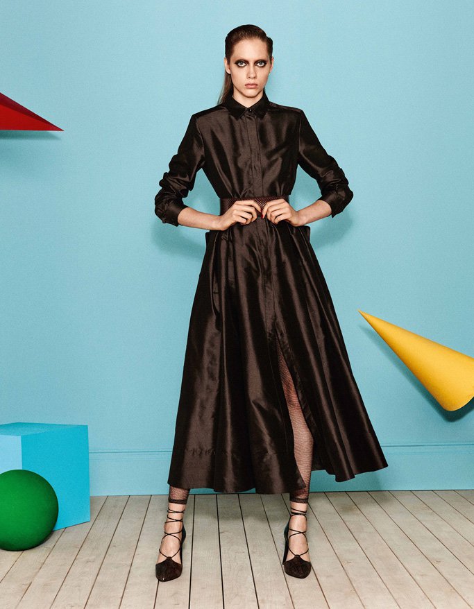 Max Mara（麦丝玛拉）2025早春品牌Lookbook