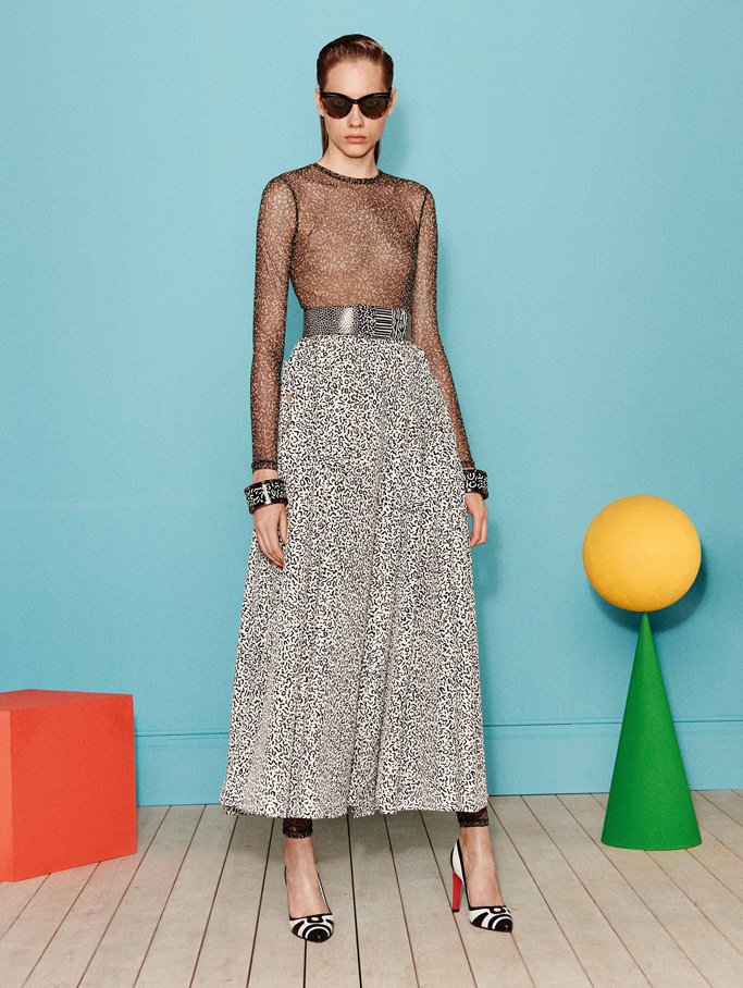 Max Mara（麦丝玛拉）2025早春品牌Lookbook