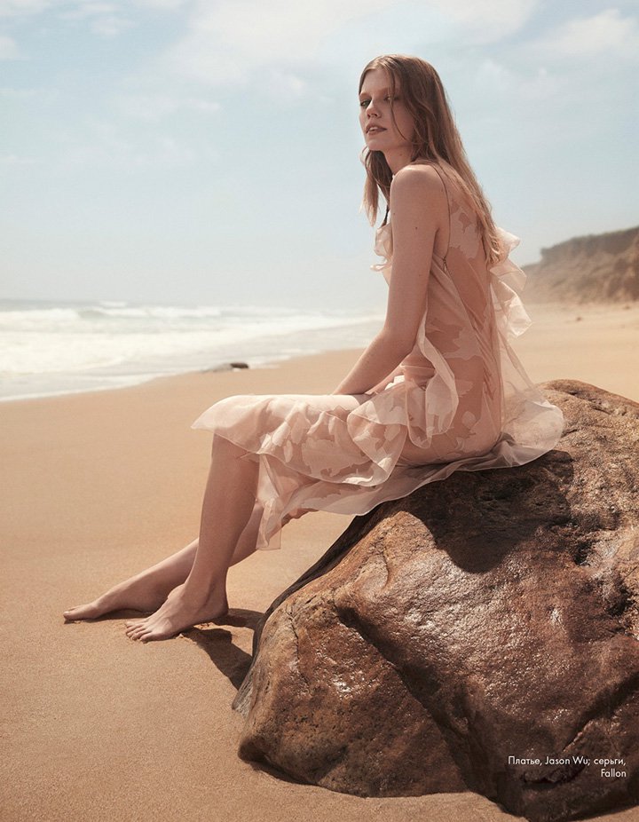 名模Saara Sihvonen 演绎最新《Elle》杂志时尚大片