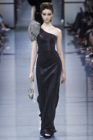 Armani Privé（阿玛尼）2025巴黎时装周高级定制时装秀
