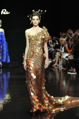 中国设计师郭培Guo Pei 2025巴黎时装周女装高级定制时装秀