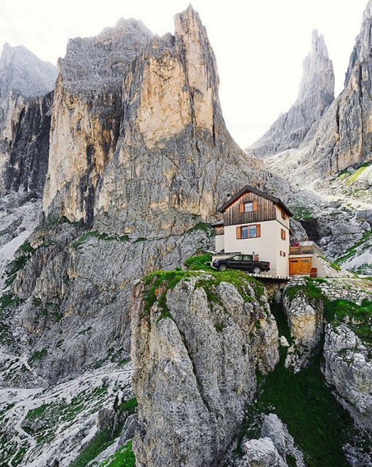 摄影师Lukas Furlan 用极限运动视角展现震撼自然之景