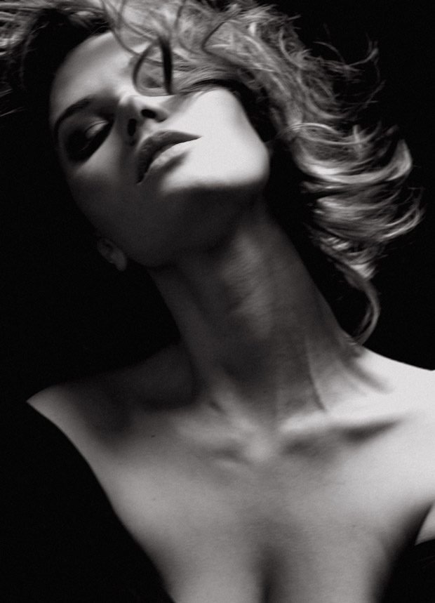 意大利女装品牌Pinko（品高）2025品牌广告大片