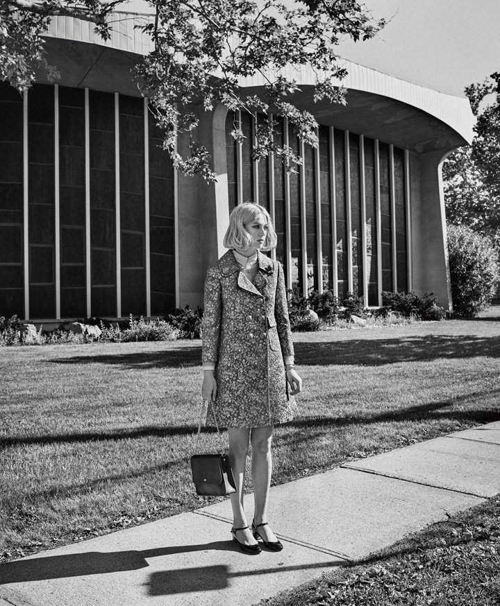 超模 Raquel Zimmermann演绎《Harper's Bazaar》时尚杂志大片