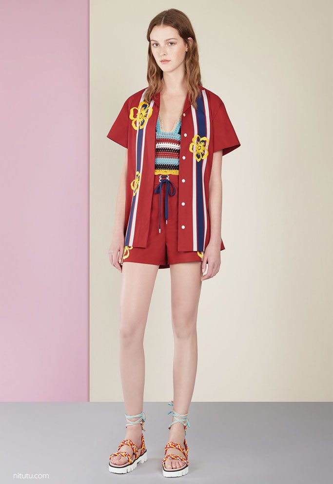 Red Valentino（华伦天奴）2025春夏Lookbook