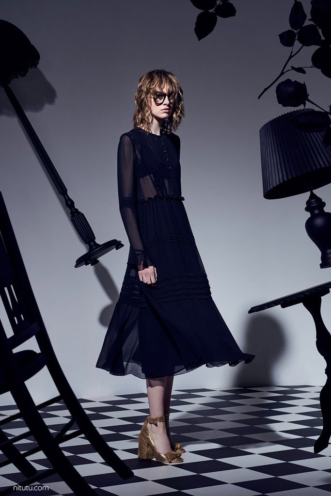 Karen Walker（凯伦·沃克）2025春夏Lookbook