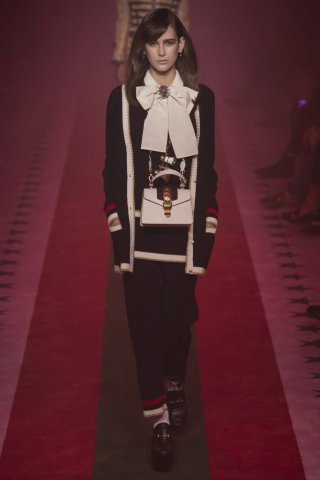 Gucci（古驰）2025米兰时装发布会女装秀