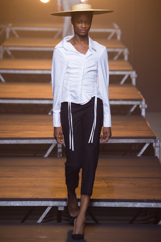 Jacquemus 2025巴黎时装周时装秀