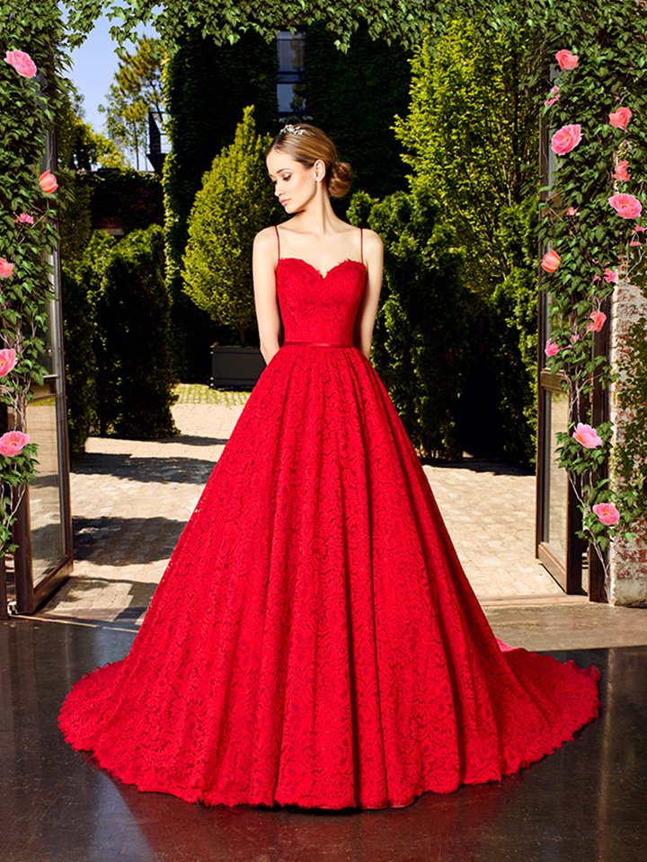 Moonlight Couture 2025春夏婚纱礼服系列