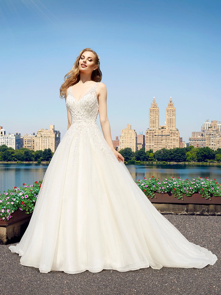 Moonlight Couture 2025春夏婚纱礼服系列