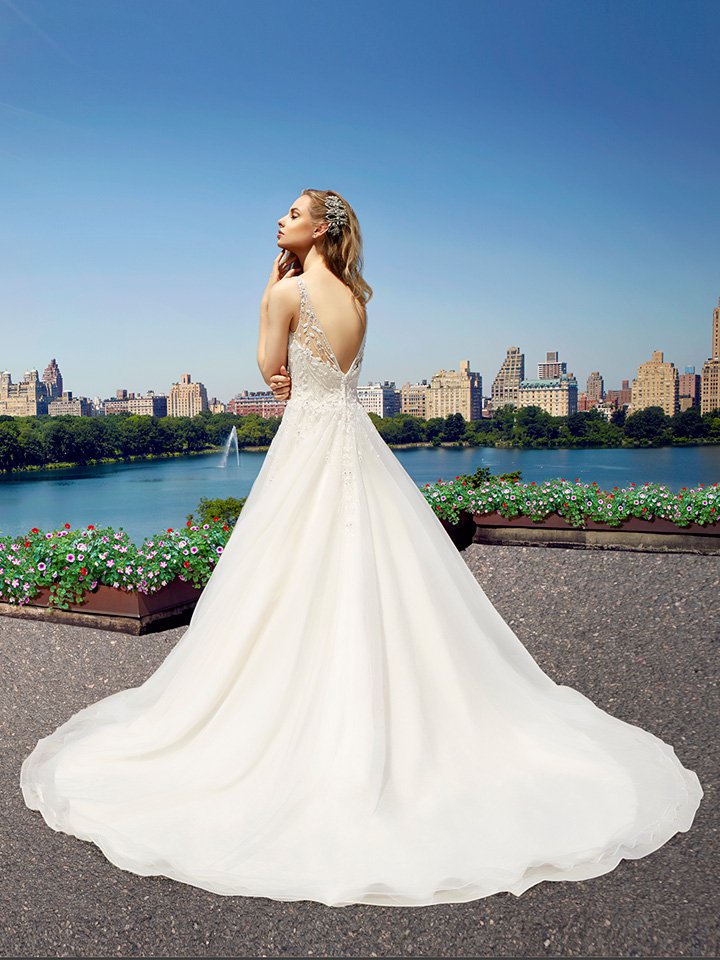 Moonlight Couture 2025春夏婚纱礼服系列