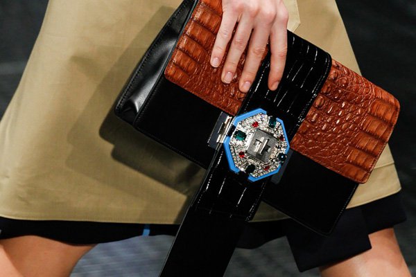 Prada（普拉达）2025春夏新款手袋系列大赏