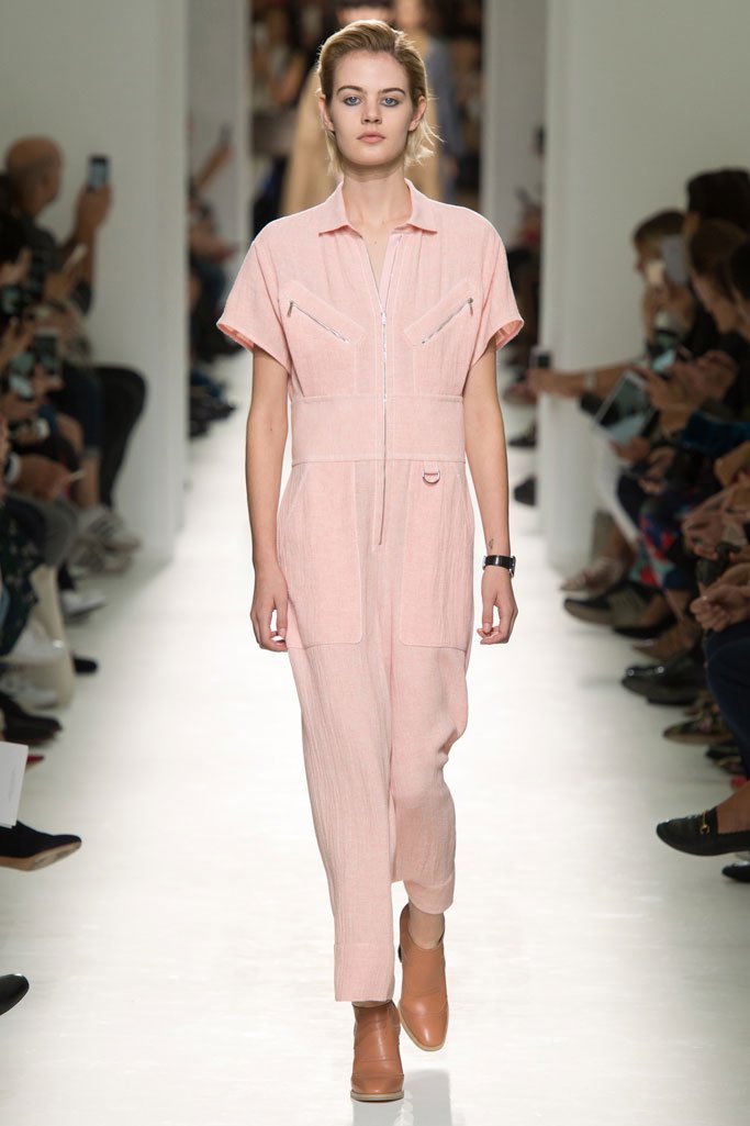 Hermès（爱马仕）2025春夏巴黎时装周时装秀