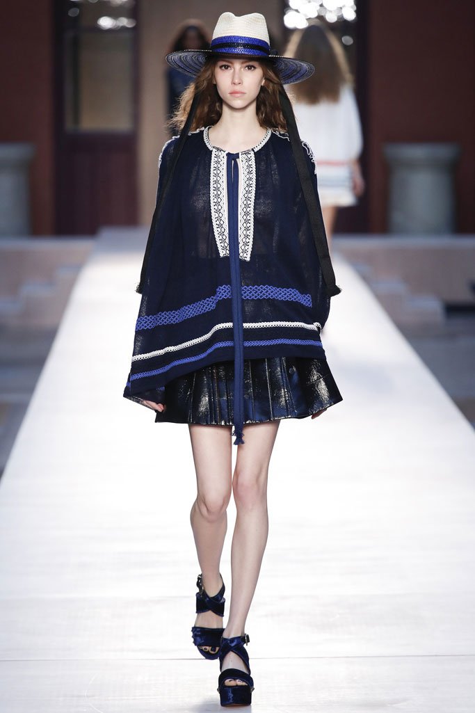 Sonia Rykiel（索尼亚·里基尔）2025巴黎时装周时装秀