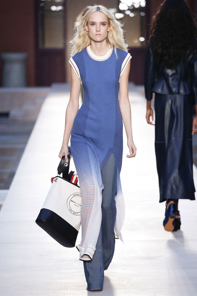 Sonia Rykiel（索尼亚·里基尔）2025巴黎时装周时装秀