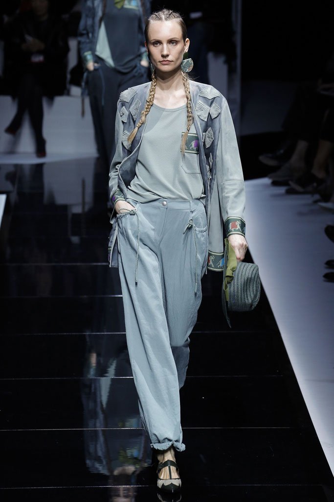 Emporio Armani（安普里奥·阿玛尼）2025巴黎时装周时装秀