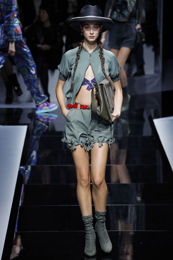 Emporio Armani（安普里奥·阿玛尼）2025巴黎时装周时装秀