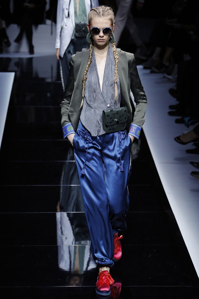 Emporio Armani（安普里奥·阿玛尼）2025巴黎时装周时装秀