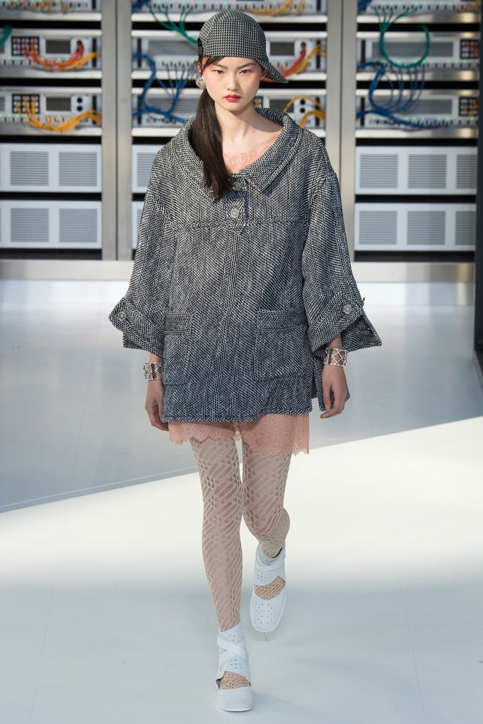 Chanel（香奈儿）2025春夏巴黎时装周时装秀